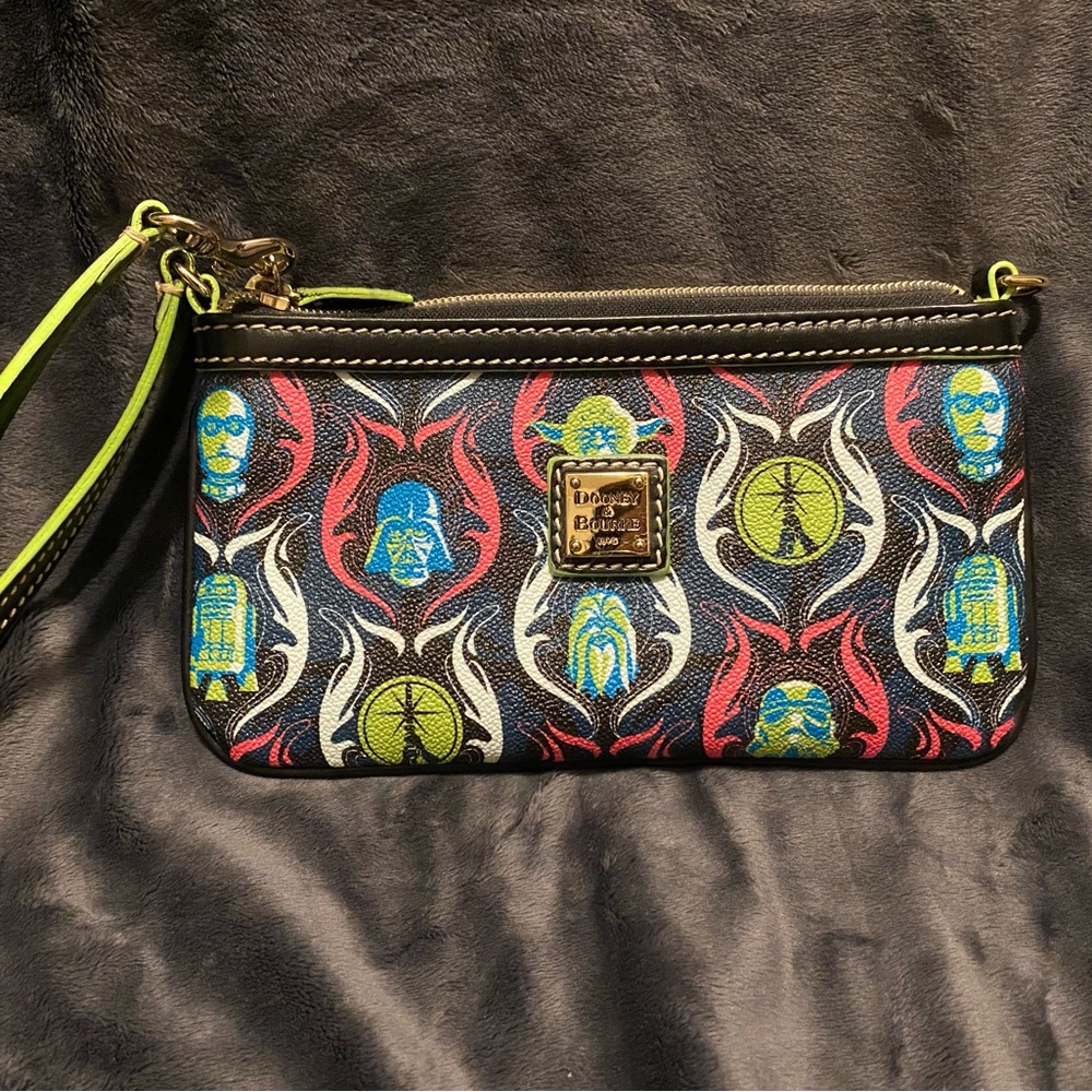 Disney Dooney Star Wars Wristlet